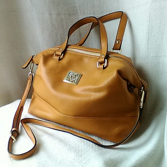 Anne Klein Handbags - 👠Anne Klein 👠 Kick Start Soft Satchel